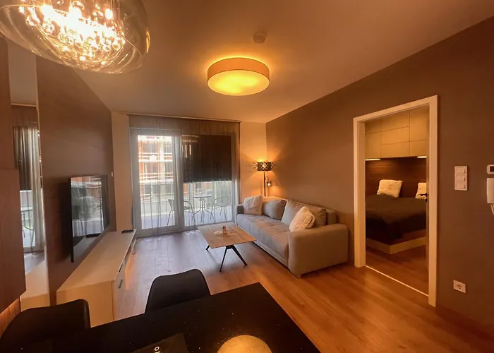 Karzo Property Lk 203